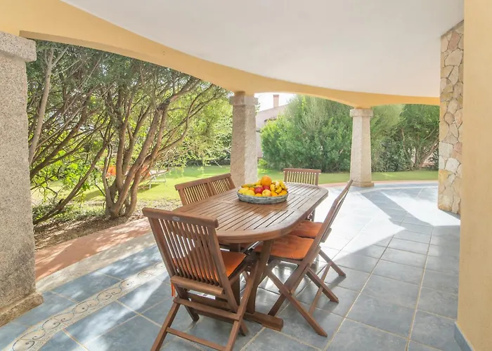 With Air Conditioning And Private Outdoor Area Just 400 Meters From The Vila